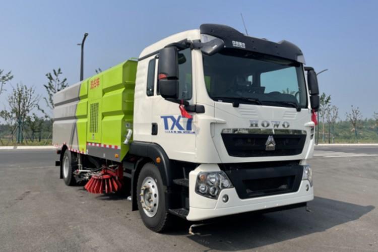 重汽豪沃洗扫车